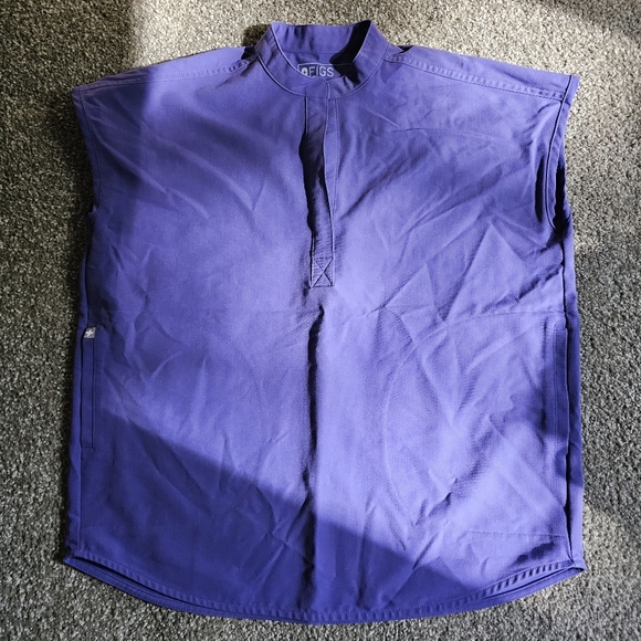 Figs Scrub Set in Rare Amethyst - Picture 2 of 5